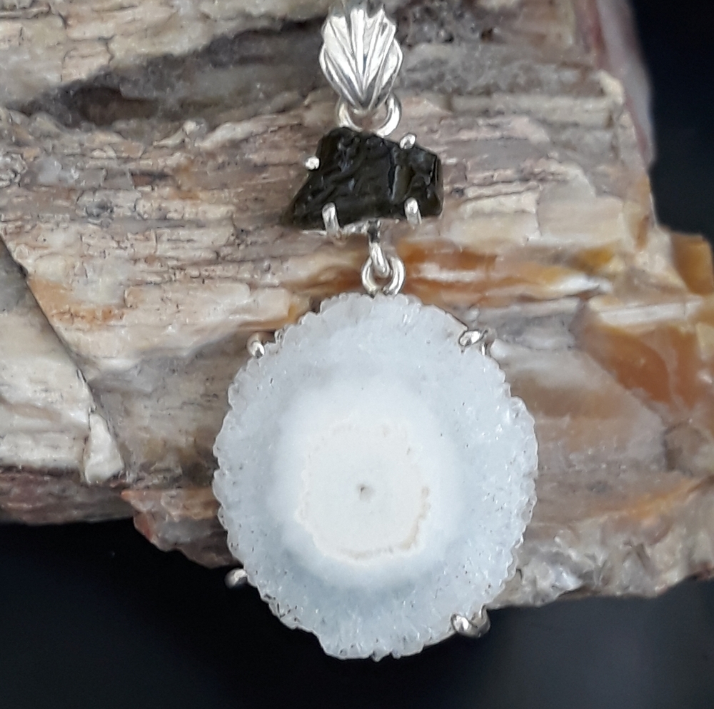 Natural Solar Quartz Eye & Moldavite Pendant